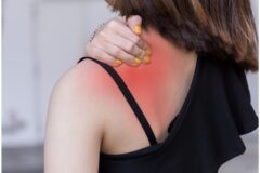 肩こりや関節痛は湿布で改善するのか？？